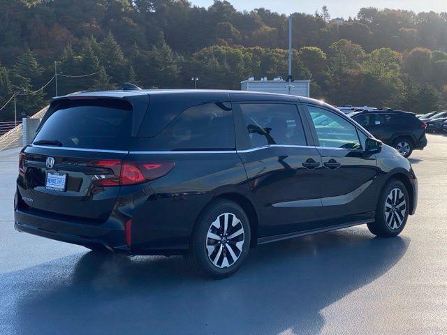new 2026 Honda Odyssey car, priced at $42,038