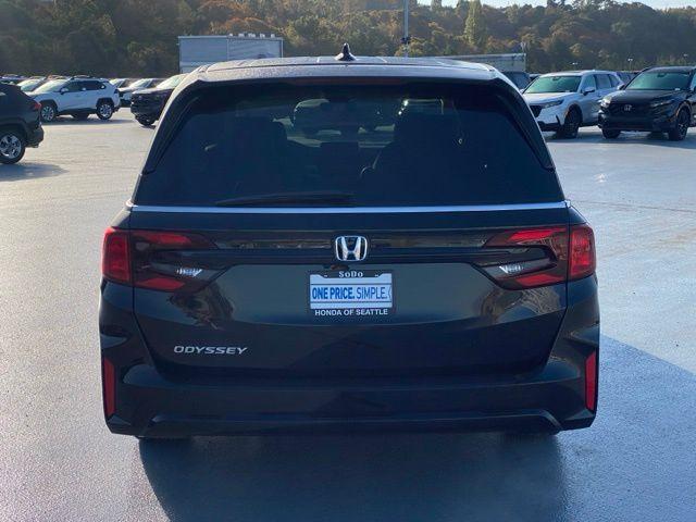 new 2026 Honda Odyssey car, priced at $42,038