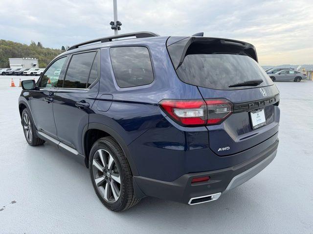 used 2025 Honda Pilot car, priced at $47,188
