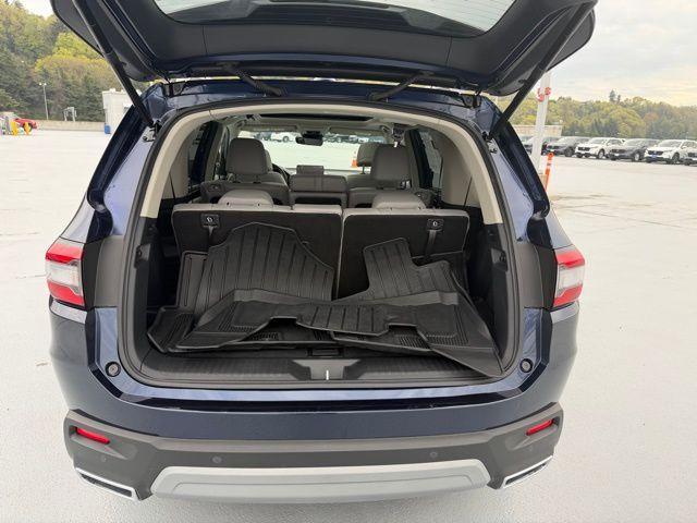 used 2025 Honda Pilot car, priced at $47,188