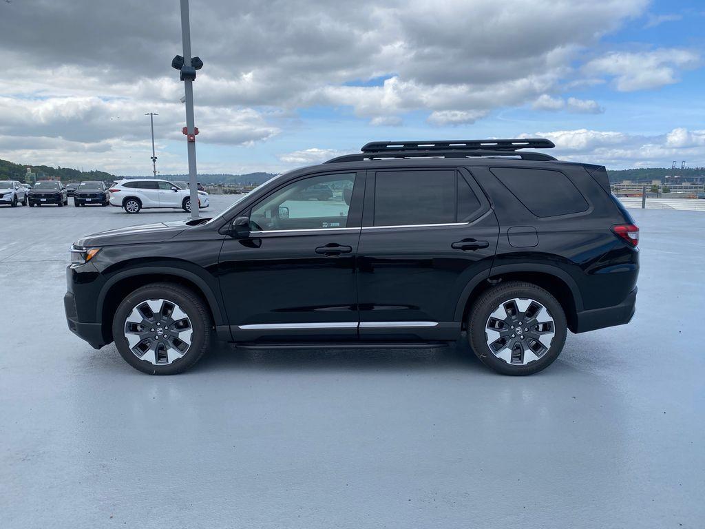 new 2026 Honda Pilot car, priced at $54,899