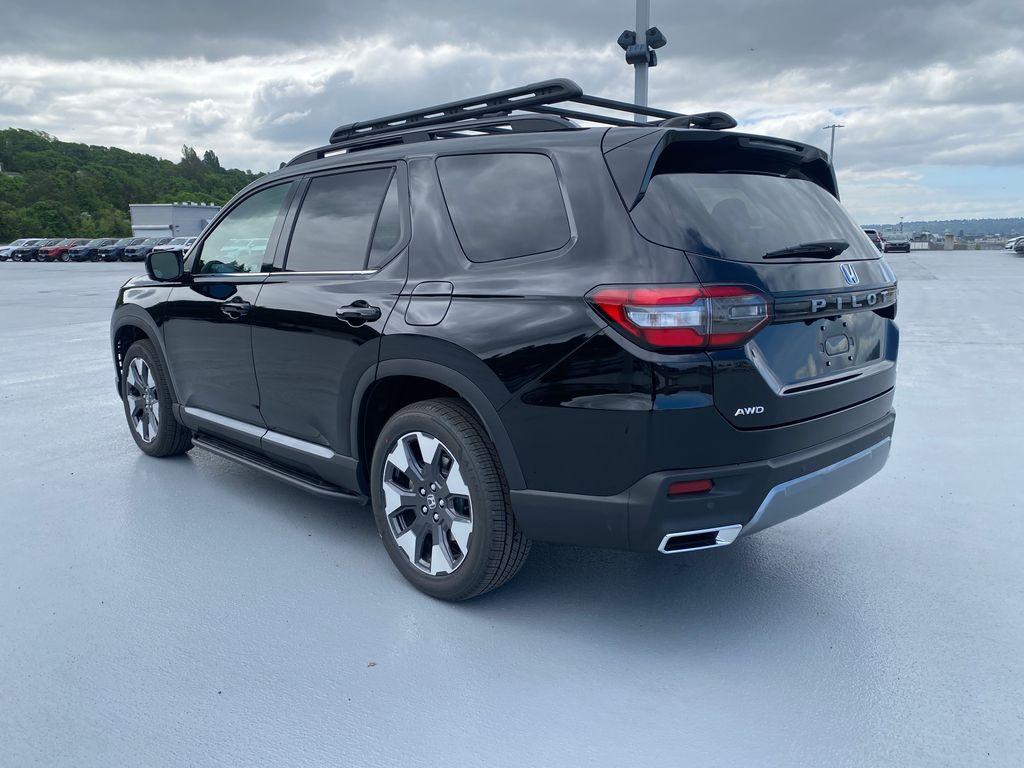 new 2026 Honda Pilot car, priced at $54,899