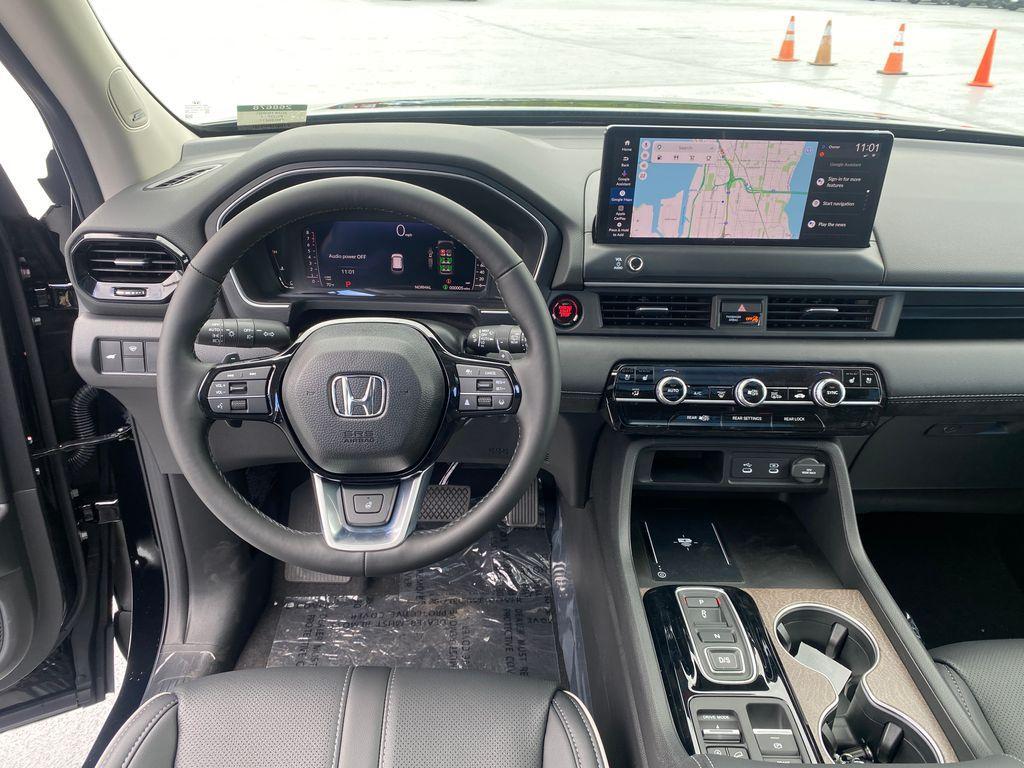 new 2026 Honda Pilot car, priced at $54,899