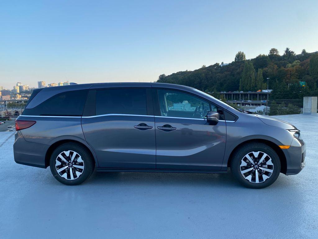new 2026 Honda Odyssey car, priced at $42,977