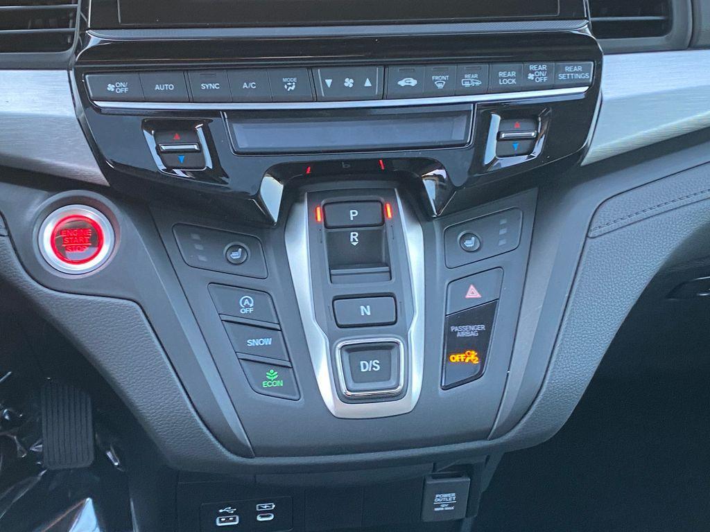 new 2026 Honda Odyssey car, priced at $42,977