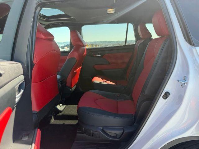 used 2023 Toyota Highlander car, priced at $44,588