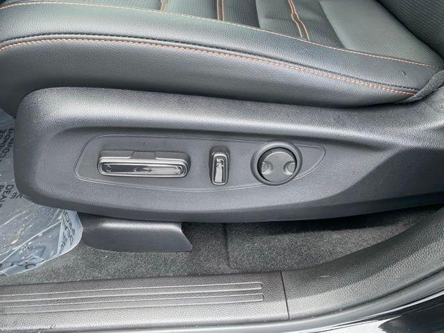 used 2025 Honda CR-V Hybrid car, priced at $37,888