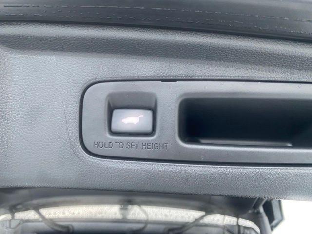 used 2025 Honda CR-V Hybrid car, priced at $37,888