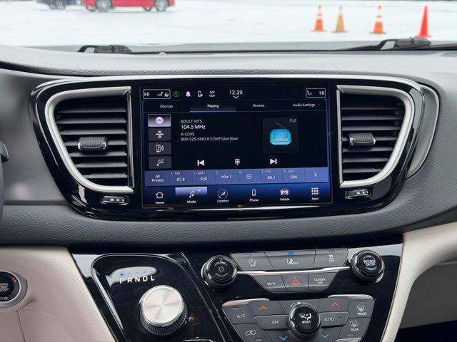 used 2022 Chrysler Pacifica car, priced at $20,188