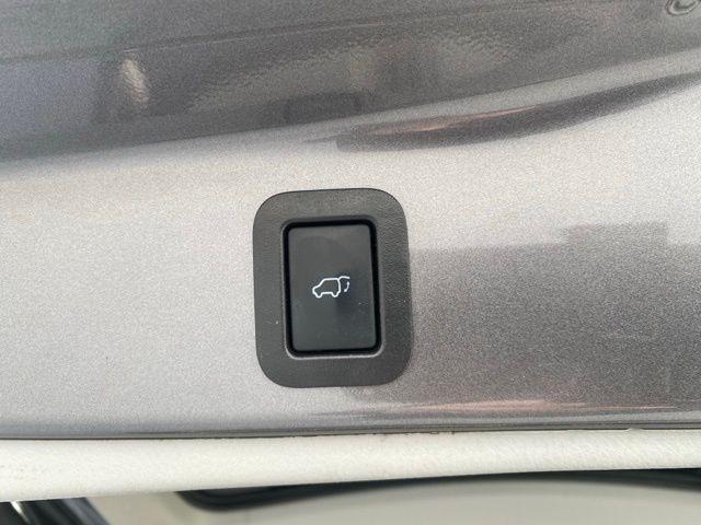 used 2018 Toyota Highlander car, priced at $23,588