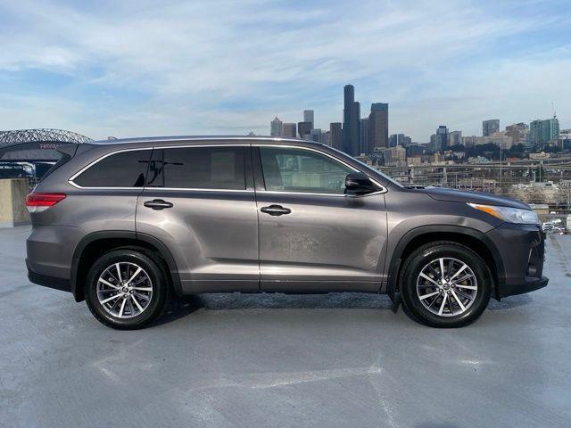 used 2018 Toyota Highlander car, priced at $23,588
