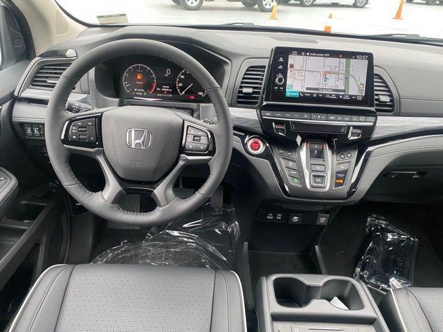 new 2026 Honda Odyssey car, priced at $50,677