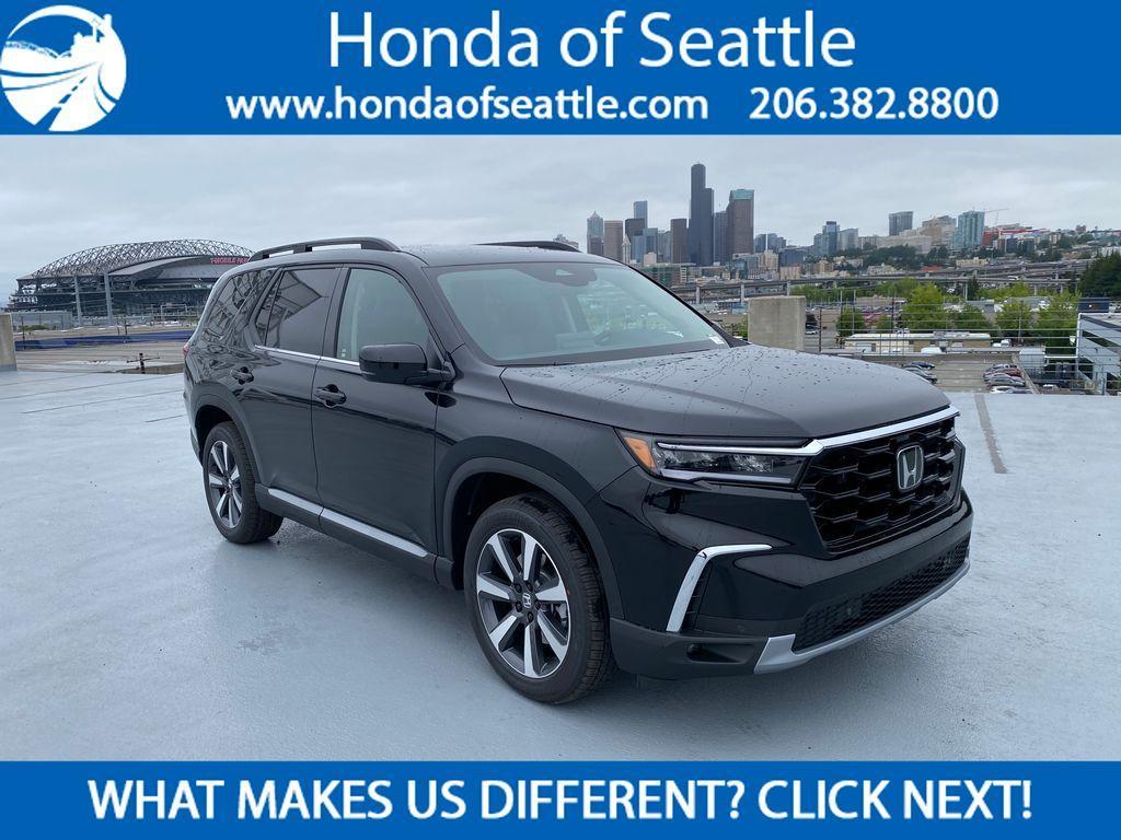 new 2025 Honda Pilot car, priced at $46,877