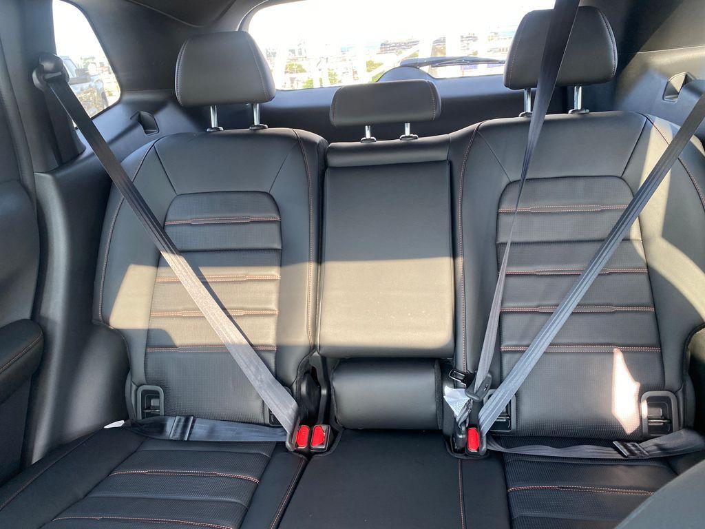 new 2026 Honda CR-V Hybrid car, priced at $40,425