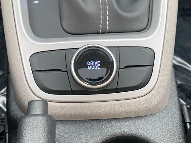 used 2022 Hyundai Venue car, priced at $17,488