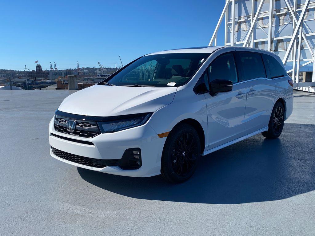 new 2026 Honda Odyssey car, priced at $44,477