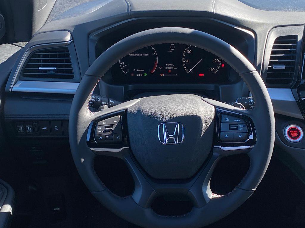 new 2026 Honda Odyssey car, priced at $44,477