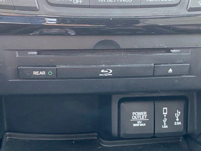 used 2017 Honda Pilot car, priced at $23,188