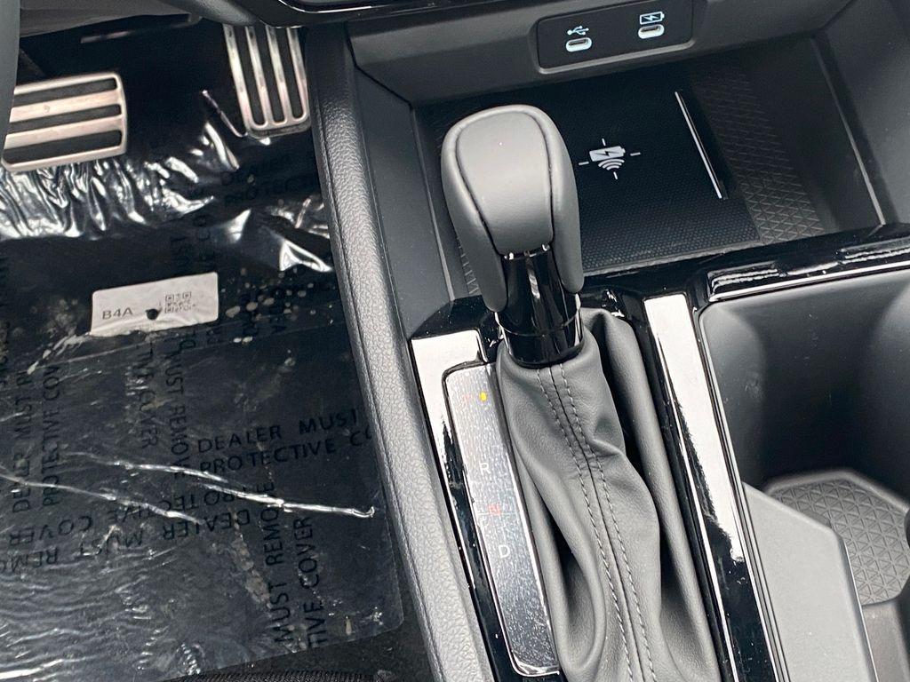 new 2026 Honda Accord Hybrid car, priced at $34,645