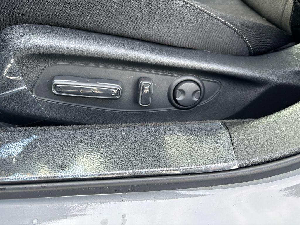 new 2025 Honda Accord car, priced at $30,996