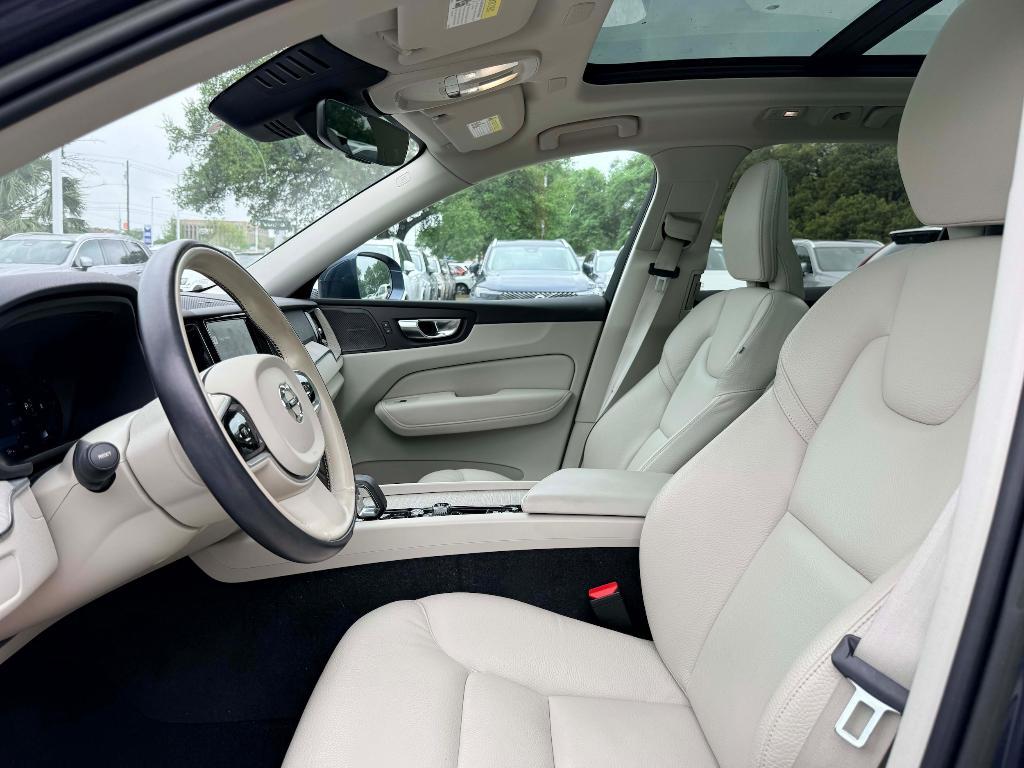 used 2023 Volvo XC60 car, priced at $33,810