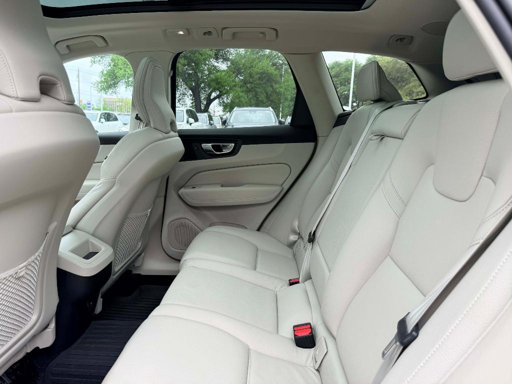 used 2023 Volvo XC60 car, priced at $33,810