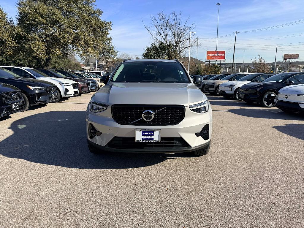 used 2025 Volvo XC40 car, priced at $33,995