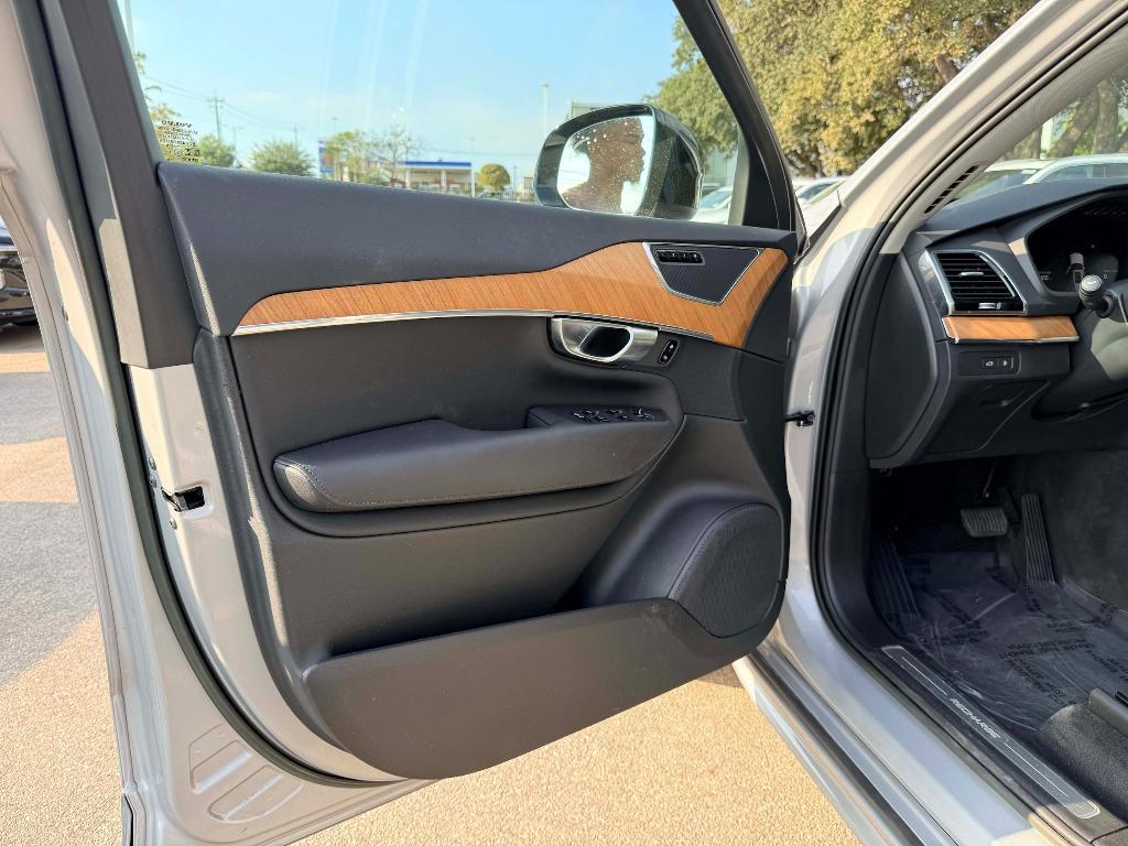 used 2023 Volvo XC90 Recharge Plug-In Hybrid car, priced at $46,676