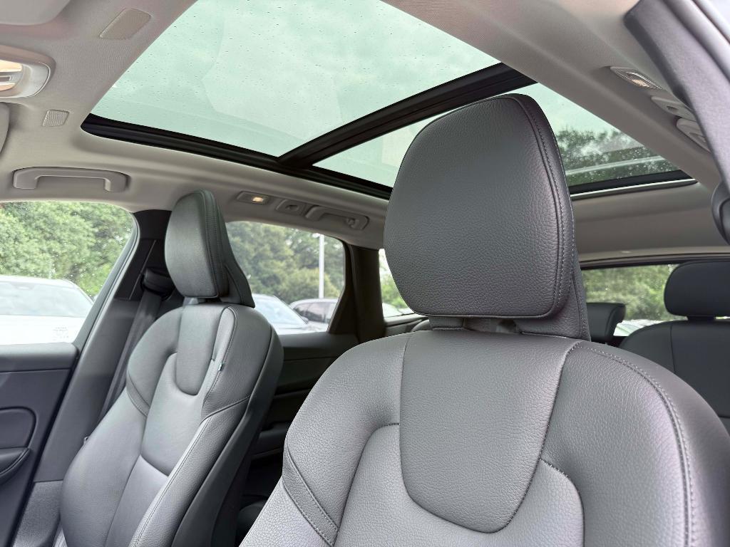 used 2025 Volvo XC60 car, priced at $39,013