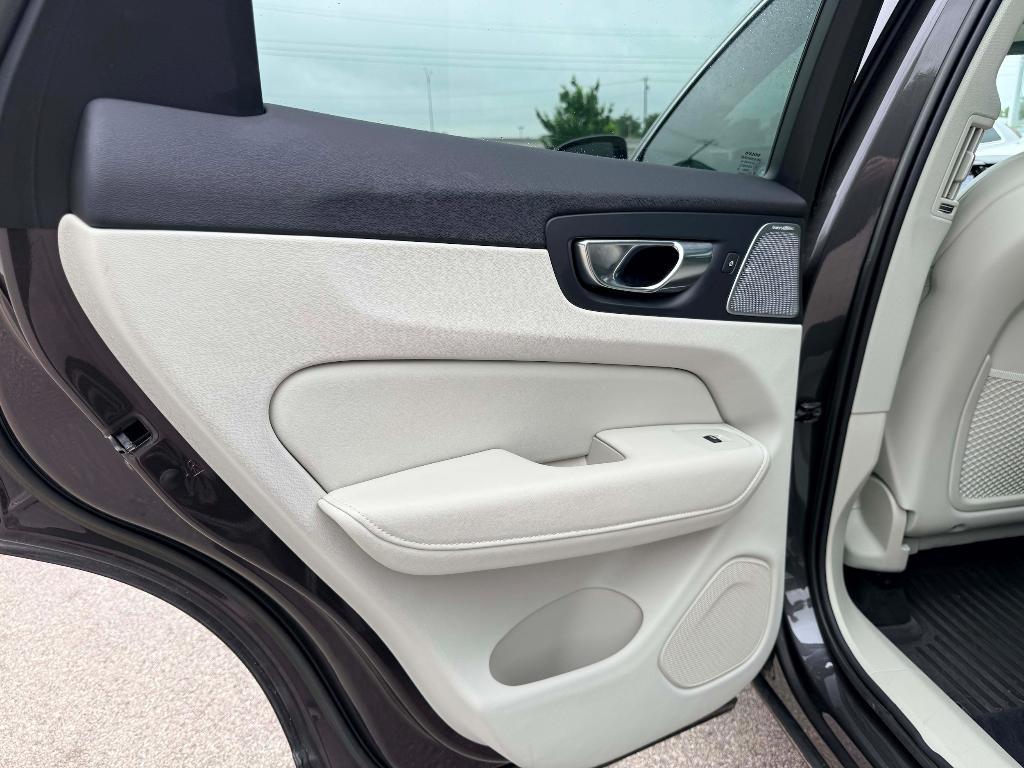 used 2023 Volvo XC60 car, priced at $33,258