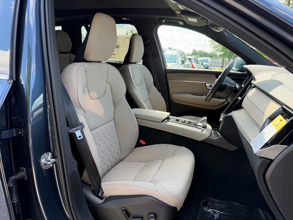 new 2026 Volvo XC90 Plug-In Hybrid car, priced at $83,270