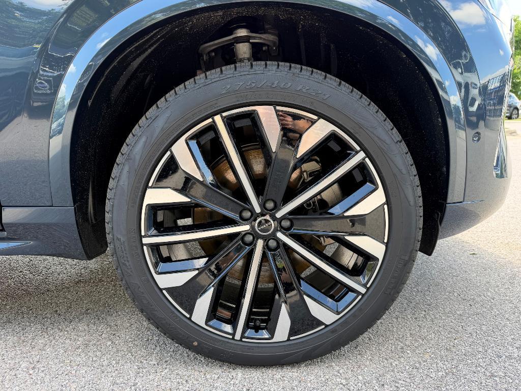new 2026 Volvo XC90 Plug-In Hybrid car, priced at $83,270