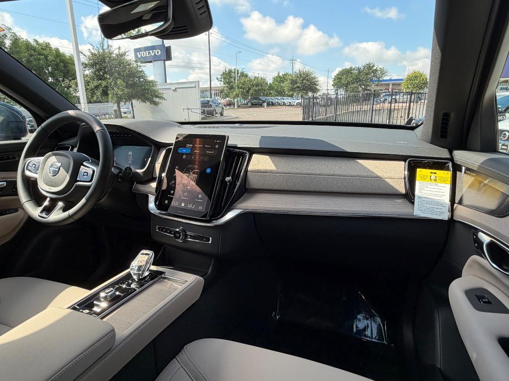 new 2026 Volvo XC90 Plug-In Hybrid car, priced at $83,270