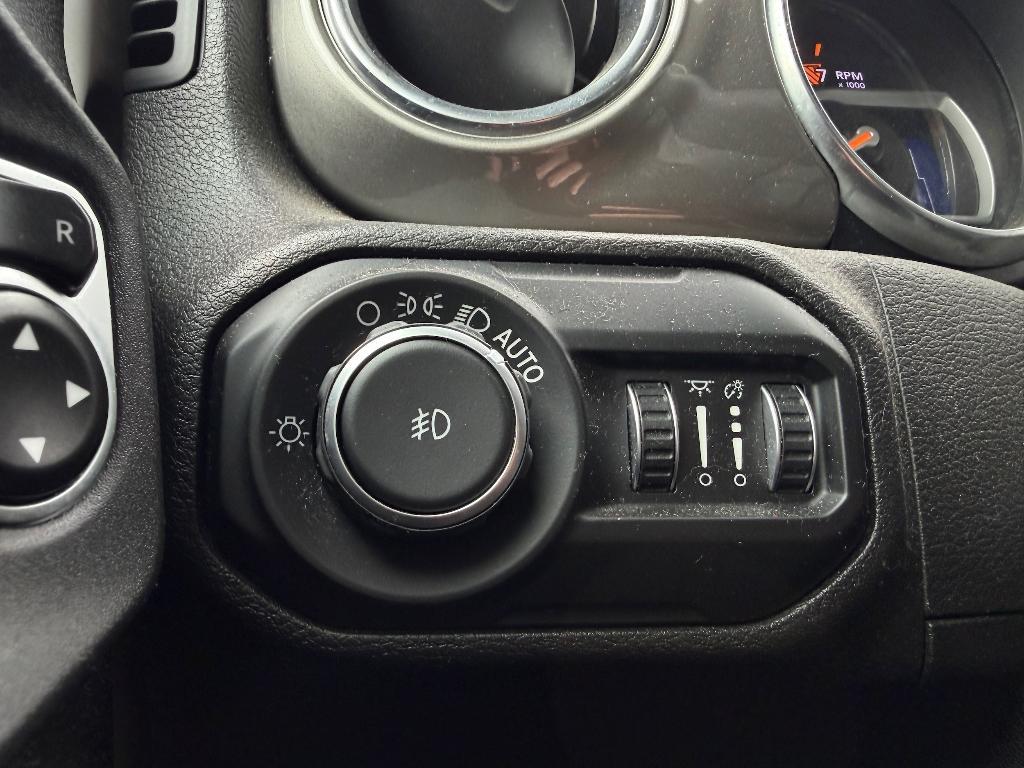 used 2019 Jeep Wrangler Unlimited car, priced at $27,995