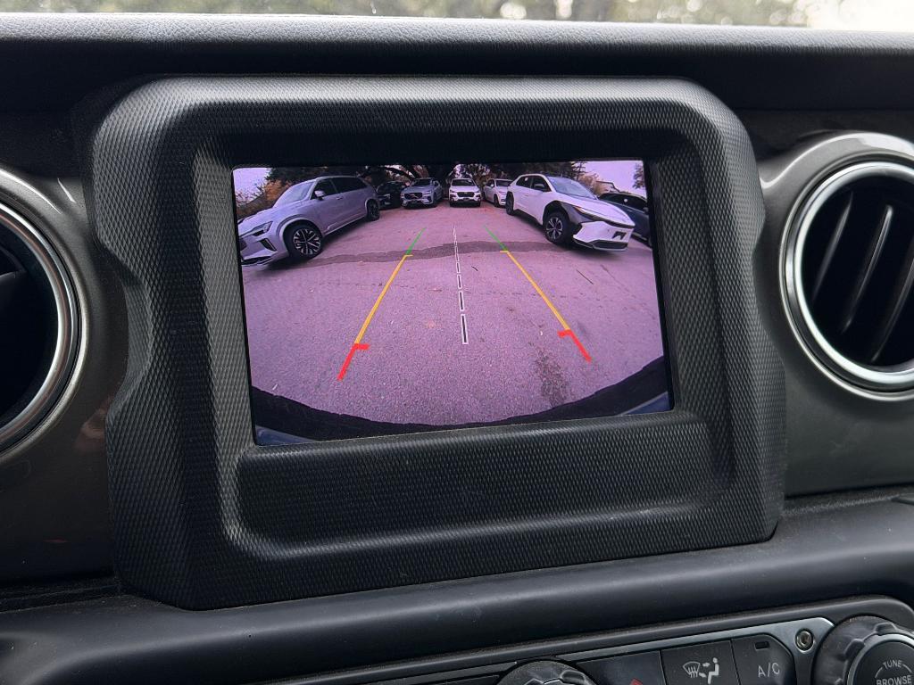 used 2019 Jeep Wrangler Unlimited car, priced at $27,995