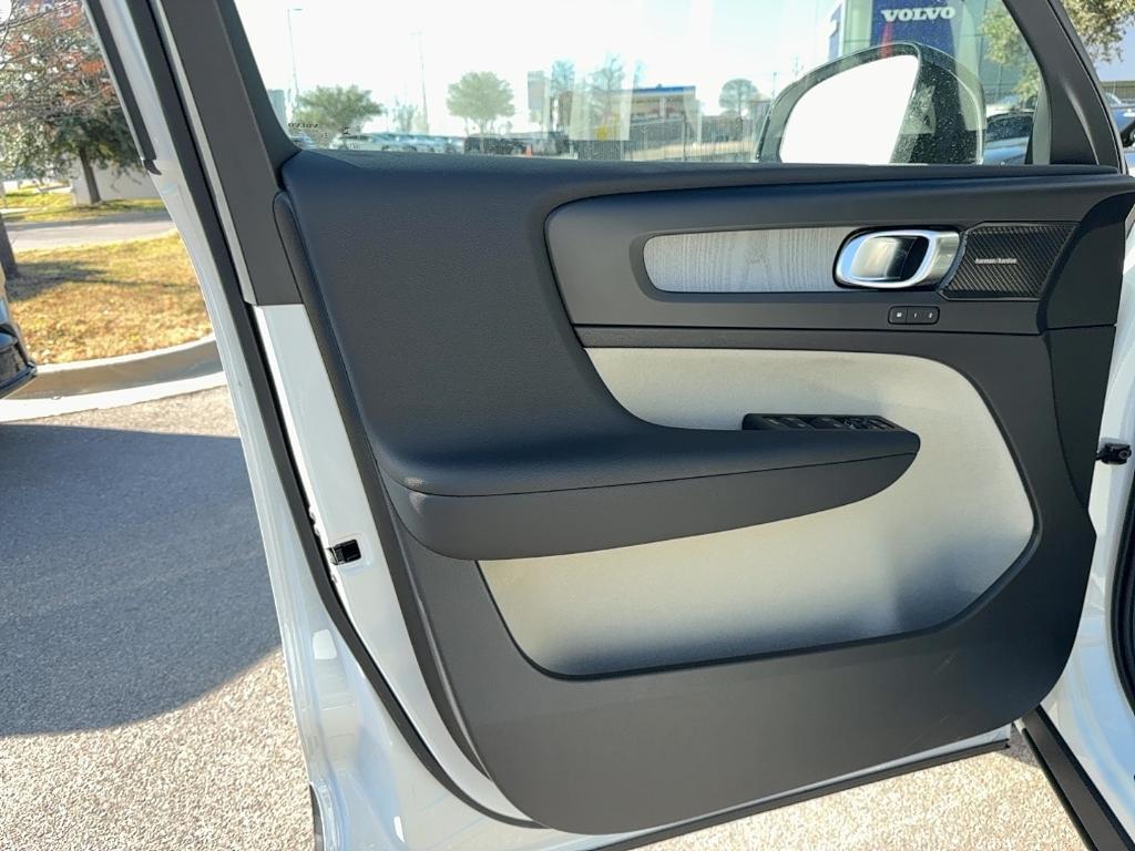 new 2026 Volvo XC40 car, priced at $53,860