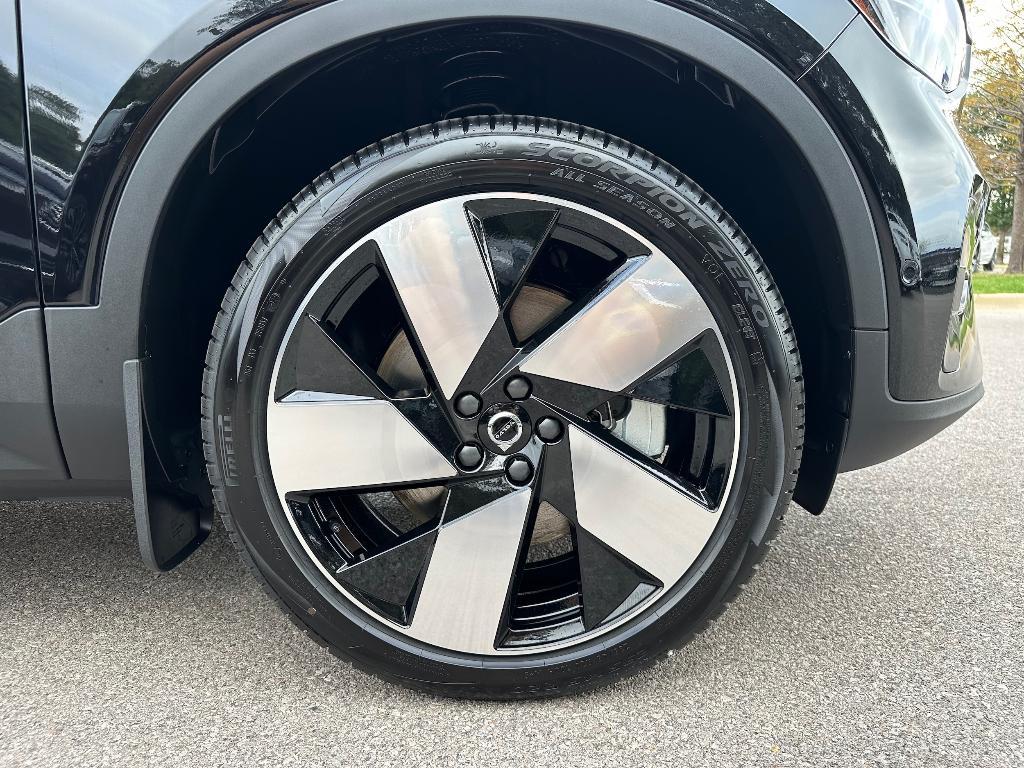 new 2026 Volvo EX40 car, priced at $60,910