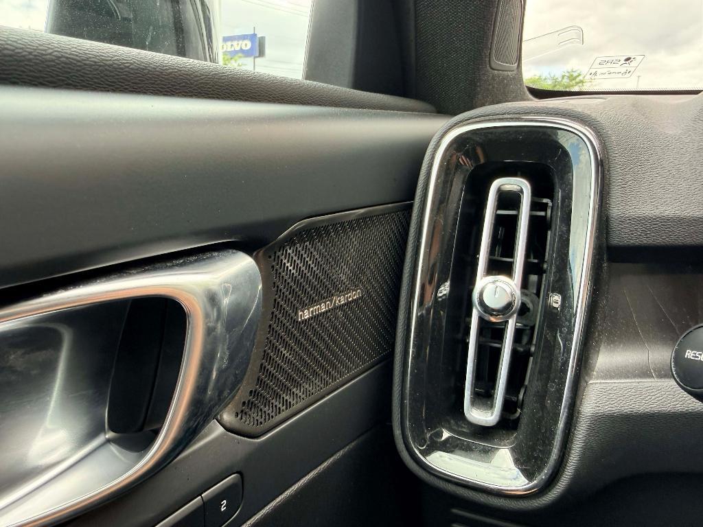 used 2023 Volvo C40 Recharge Pure Electric car, priced at $29,657