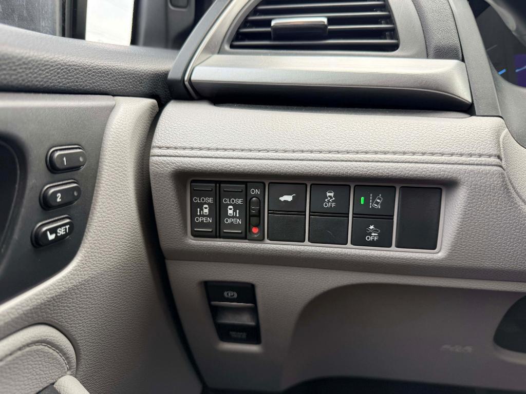used 2019 Honda Odyssey car, priced at $22,308