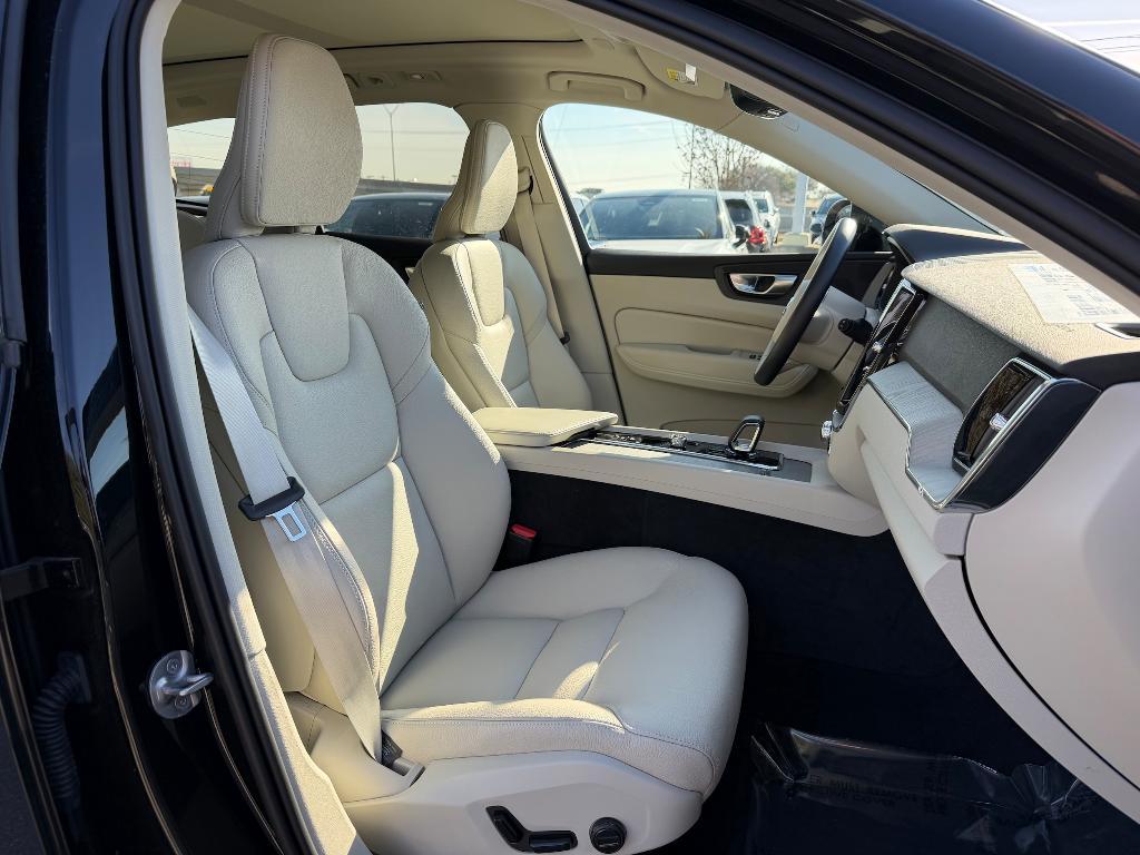 used 2024 Volvo XC60 Recharge Plug-In Hybrid car, priced at $51,045