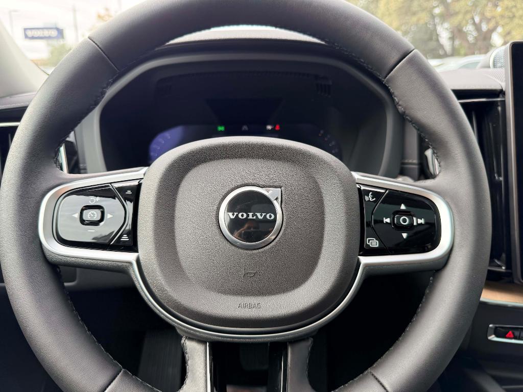 used 2026 Volvo XC60 car, priced at $62,913