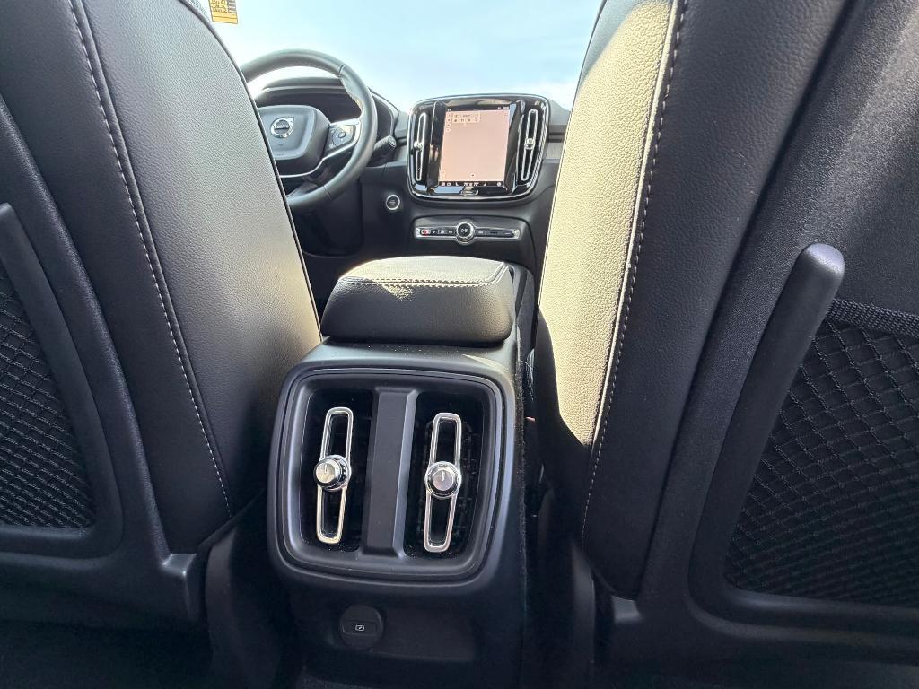 used 2025 Volvo XC40 car, priced at $33,995