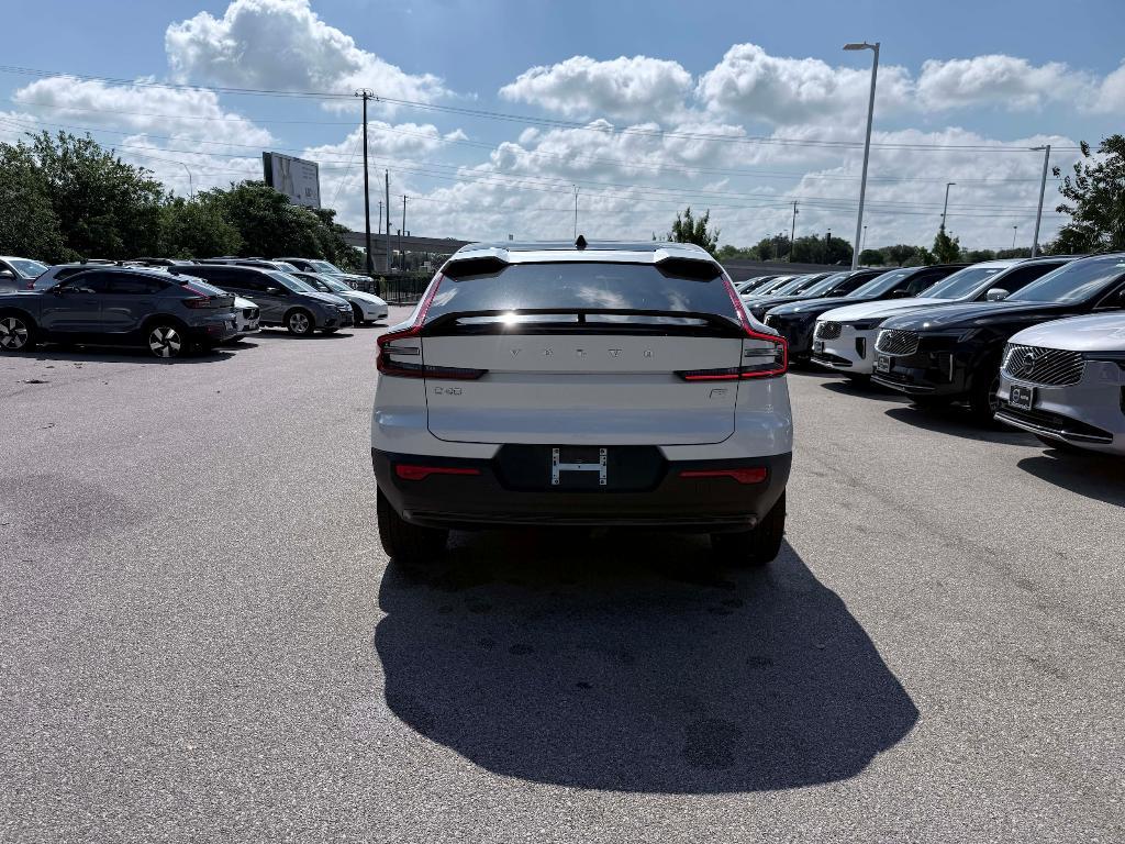 used 2023 Volvo C40 Recharge Pure Electric car, priced at $29,160