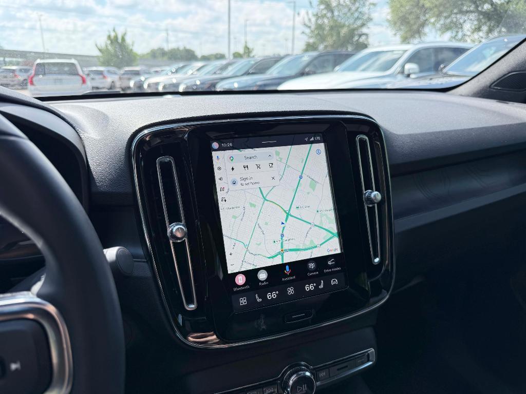 used 2023 Volvo C40 Recharge Pure Electric car, priced at $29,160