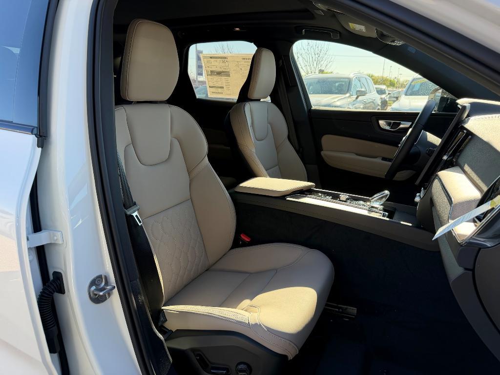 new 2026 Volvo XC60 car, priced at $58,105
