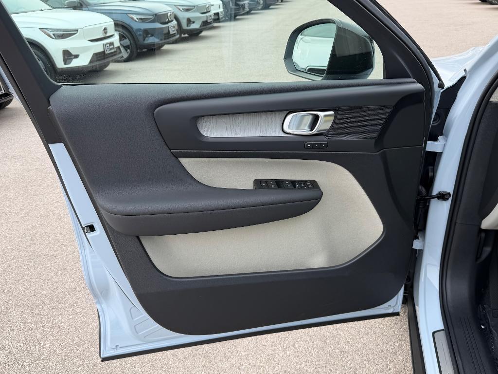 new 2026 Volvo XC40 car, priced at $50,150