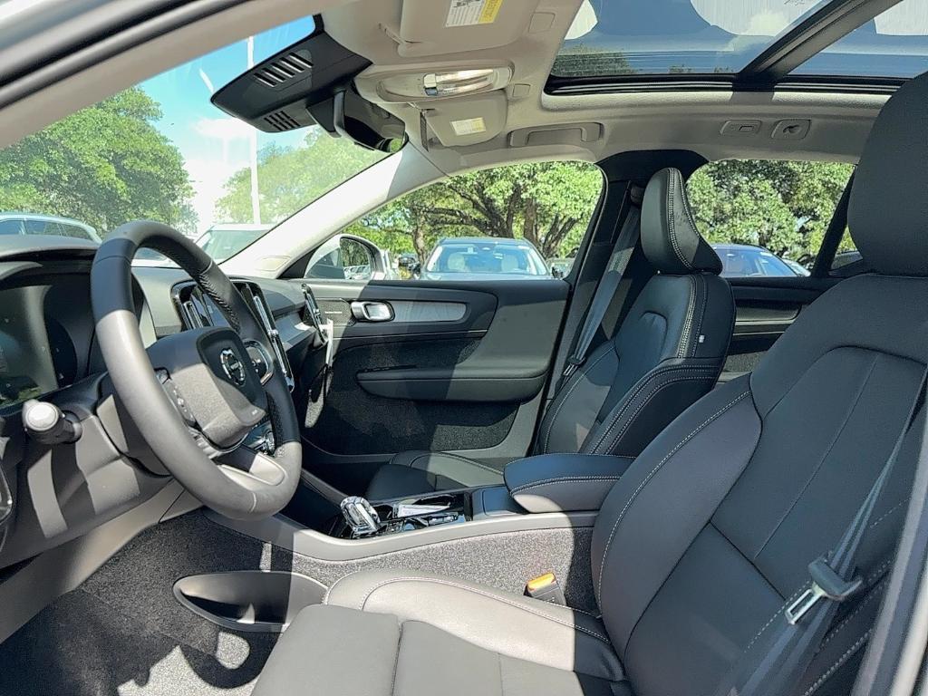 used 2025 Volvo XC40 car, priced at $46,015