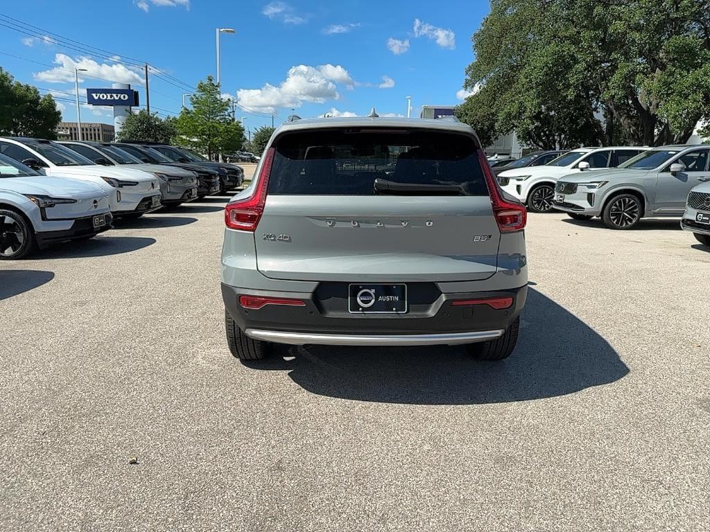 used 2025 Volvo XC40 car, priced at $46,015