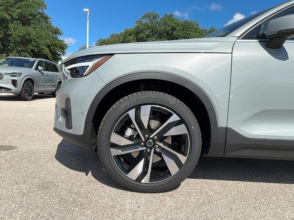 used 2025 Volvo XC40 car, priced at $46,015