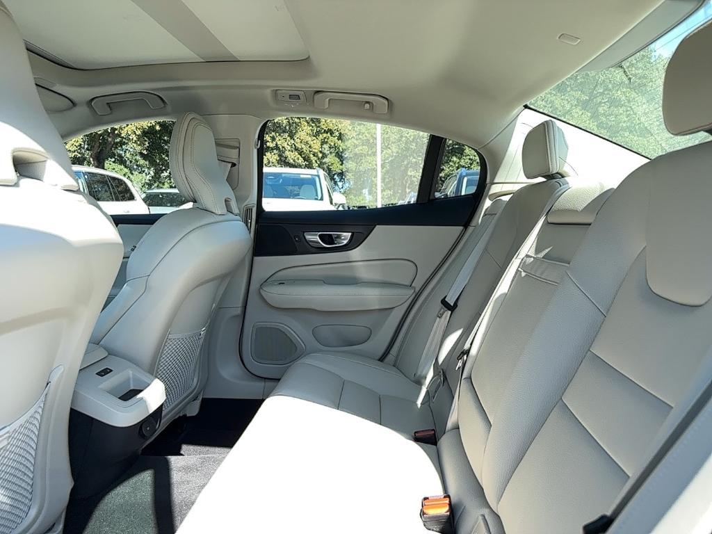 2024 Onyx Black Volvo S60